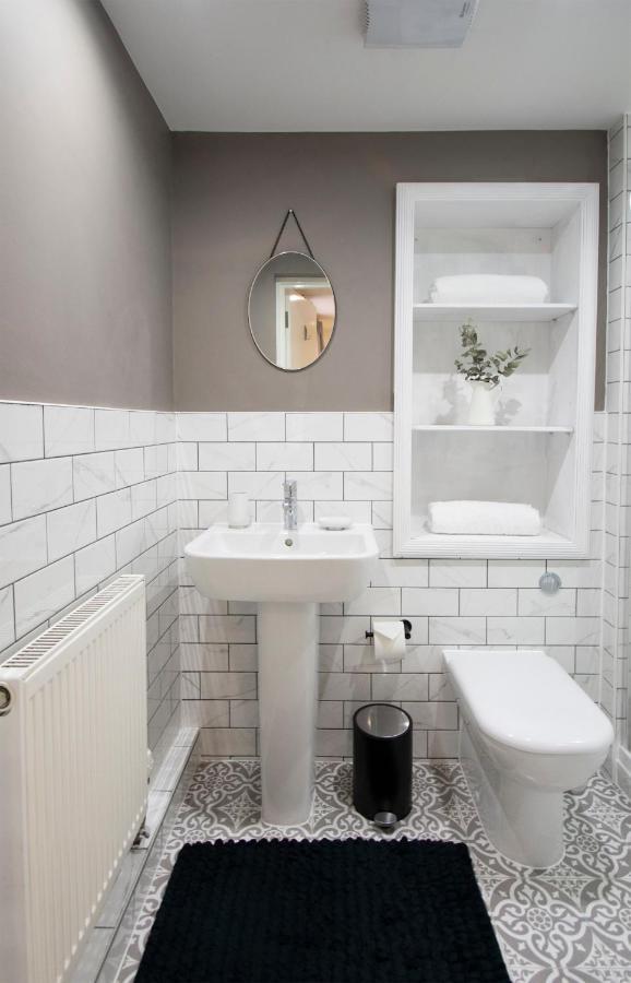 Modern Apartment In Leamington Spa City Centre Екстер'єр фото