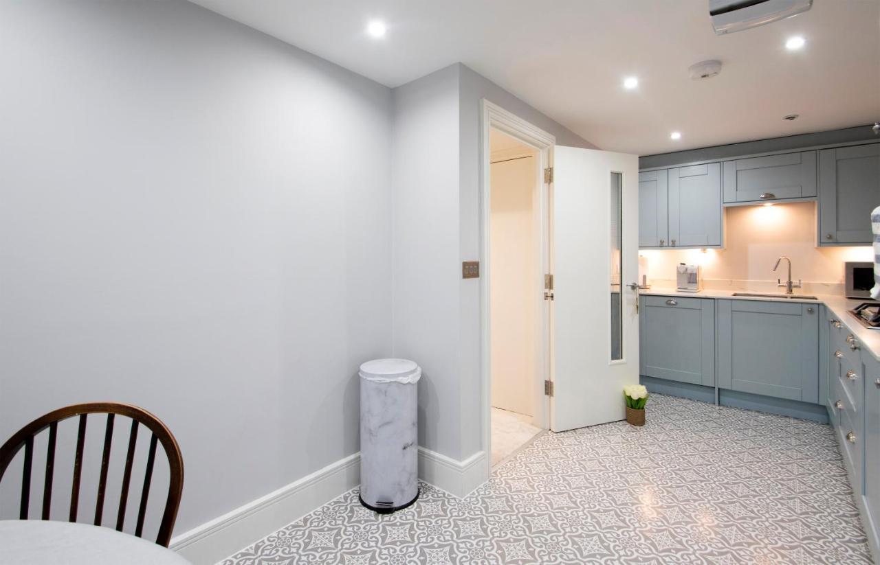 Modern Apartment In Leamington Spa City Centre Екстер'єр фото