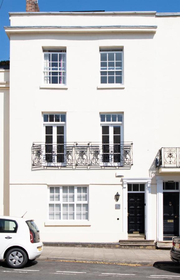 Modern Apartment In Leamington Spa City Centre Екстер'єр фото
